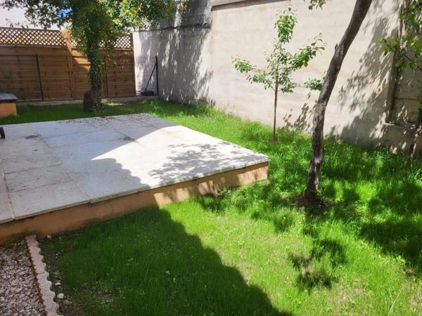 Maison à louer 3 pièces CADENET (84)