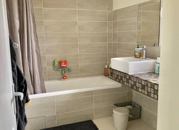 Maison à louer 3 pièces CADENET (84)