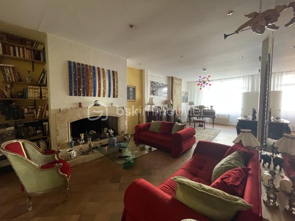 Maison de ville de 402 m²