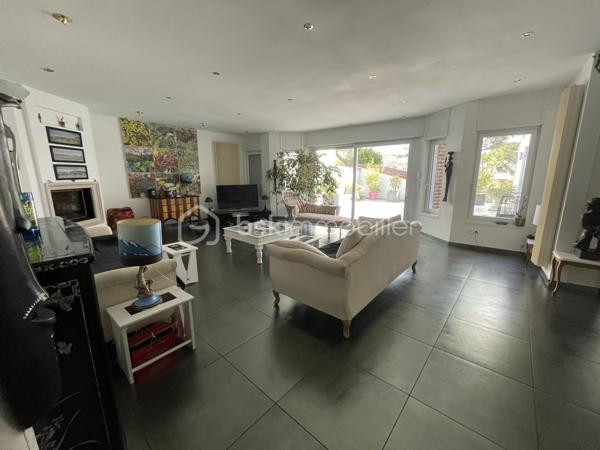 Maison de ville de 402 m²