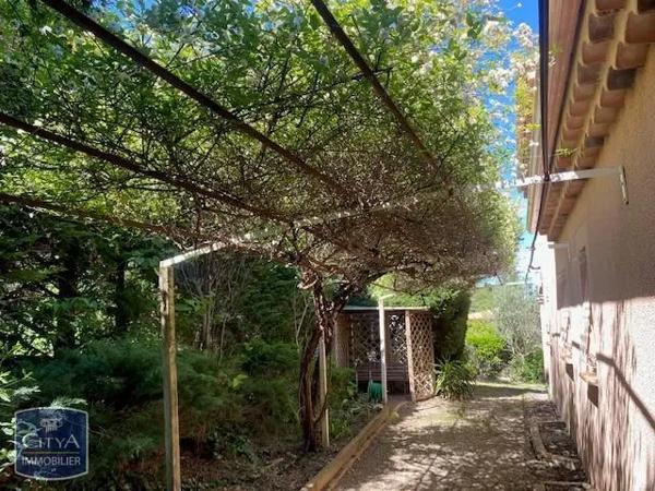 Maison à vendre 5 pièces 167m² Rochefort-du-Gard (30650)