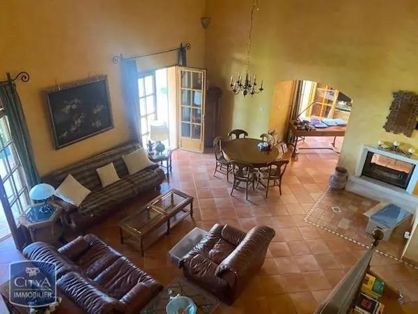 Maison à vendre 5 pièces 167m² Rochefort-du-Gard (30650)