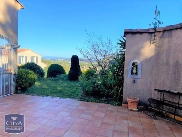 Maison à vendre 9 pièces 167m² Rochefort-du-Gard (30650)