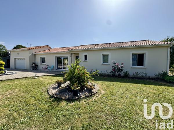 Maison à vendre 4 pièces 120 m² Azay-sur-Thouet