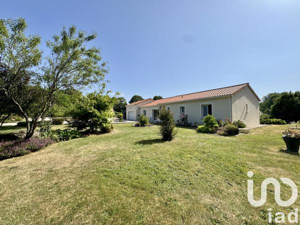 Maison à vendre 4 pièces 120 m² Azay-sur-Thouet