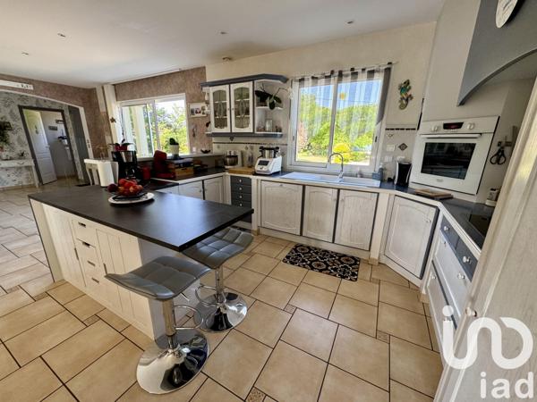 Maison à vendre 4 pièces 120 m² Azay-sur-Thouet