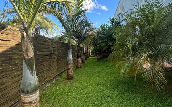 Maison à vendre    4 pièces • 207,30 m2 Le Lamentin