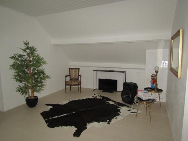 Très belle maison, 4 chambres, piscine, terrain 5600m²