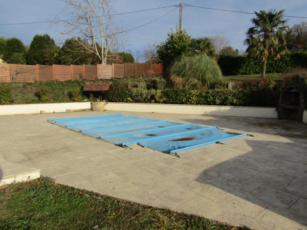 Très belle maison, 4 chambres, piscine, terrain 5600m²