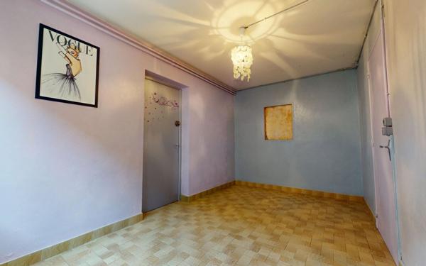 Maison à vendre    5 pièces • 138 m2 Sathonay-Camp