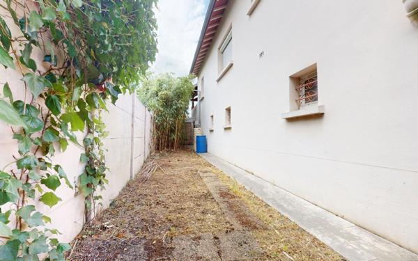 Maison à vendre    5 pièces • 138 m2 Sathonay-Camp