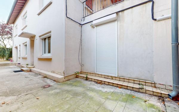 Maison à vendre    5 pièces • 138 m2 Sathonay-Camp