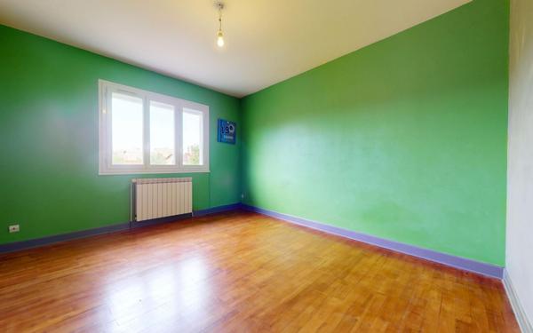 Maison à vendre    5 pièces • 138 m2 Sathonay-Camp