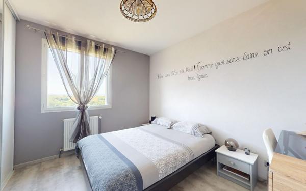 Maison à vendre    5 pièces • 150,34 m2 Saint-Didier-de-Formans