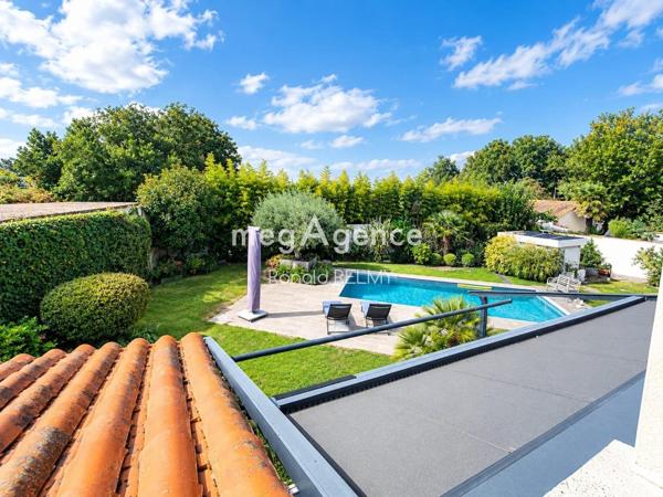 Maison à OLONNE-SUR-MER, 85340 - 7 pièces 165m²