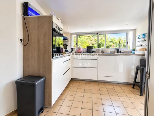 Maison à OLONNE-SUR-MER, 85340 - 7 pièces 165m²