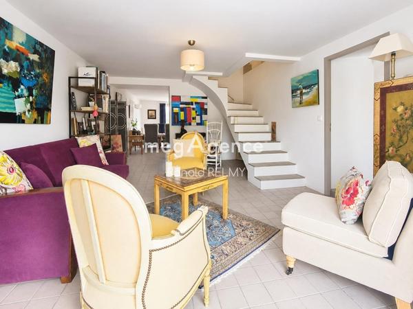 Maison à OLONNE-SUR-MER, 85340 - 7 pièces 165m²