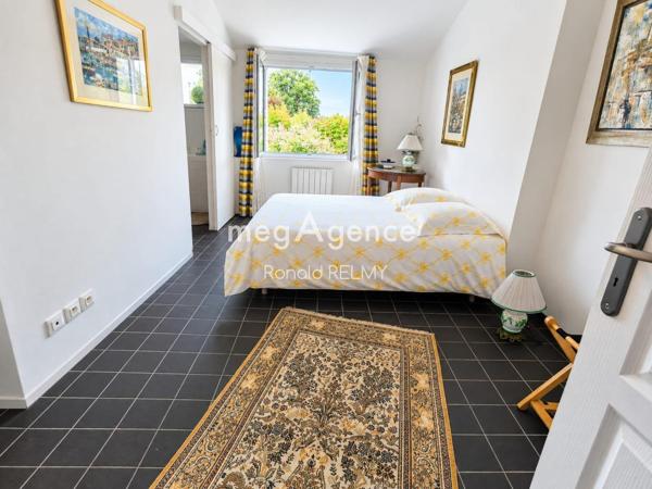 Maison à OLONNE-SUR-MER, 85340 - 7 pièces 165m²