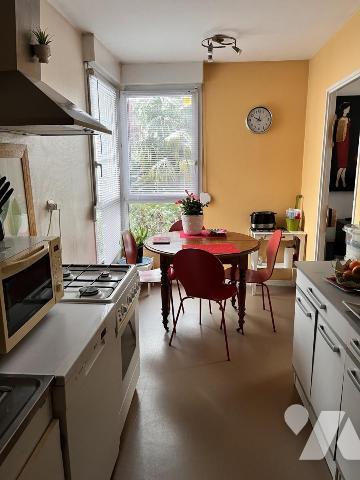 Appartement avec jardin et terrasse. Spécial investisseur.