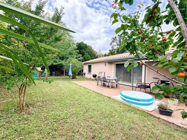 PESSAC-HAUT-LEVEQUE - Maison  100m2 - Plain-pied - 3 chambres - Parcelle 653m2