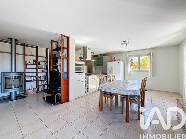 Maison à vendre 6 pièces 152,92 m² Viuz-en-Sallaz
