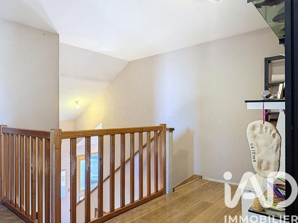 Maison à vendre 6 pièces 152,92 m² Viuz-en-Sallaz