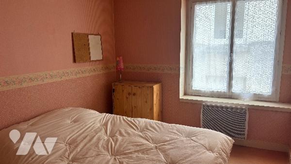 MAISON 100m² + LOCAL COMMERCIAL / MONTJEAN-SUR-LOIRE