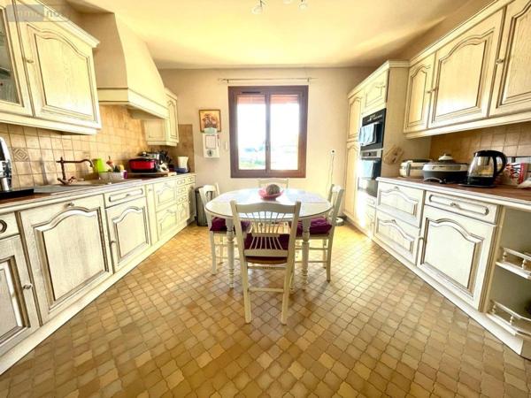 Maison à vendre à Saumur dans le Maine-et-Loire (49400), ref : 49075-667