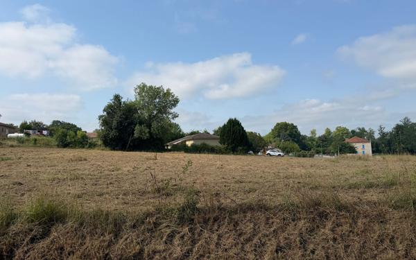 Terrain à vendre