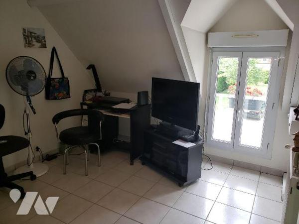 À Vendre, Superbe Maison Familiale à Villefranche-sur-Cher (41), située dans un quartier réside...