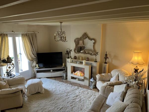 Maison à vendre |  Caubon-Saint-Sauveur |  8 pièces | 258 m²