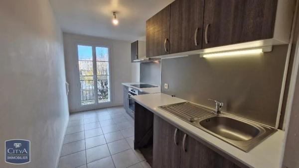 Appartement à louer 5 pièces 98.79m²