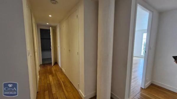 Appartement à louer 5 pièces 98.79m²