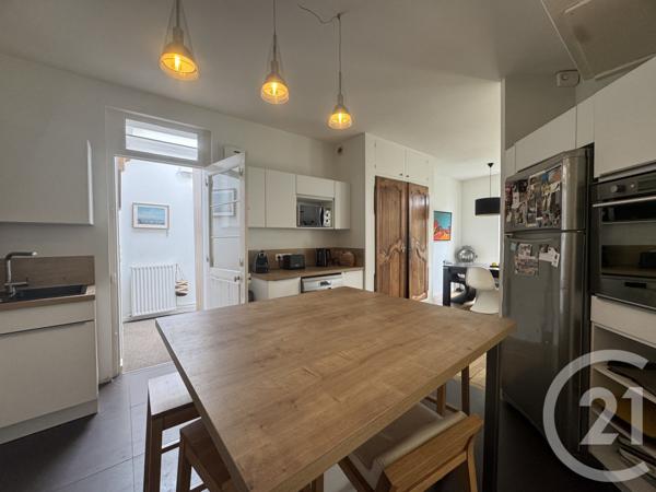 Maison à vendre  8 pièces - 181,14 m2 LA VARENNE ST HILAIRE - 94