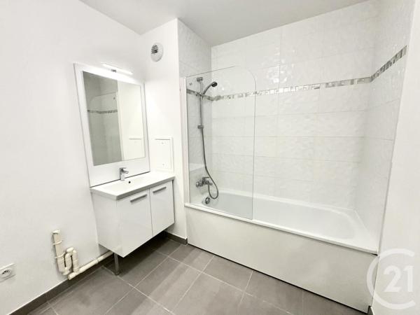 Appartement F3 à vendre  3 pièces - 60 m2 PARAY VIEILLE POSTE - 91