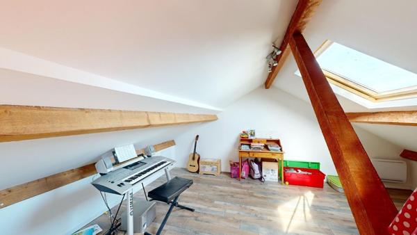 Maison 4 chambres 172m² avec garage et dépendance