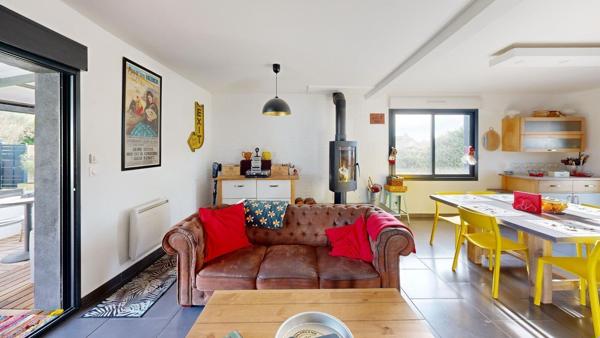 Maison 4 chambres 172m² avec garage et dépendance