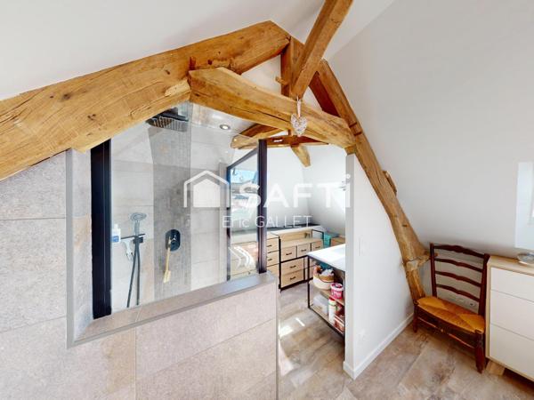 Maison de village avec studio indépendant