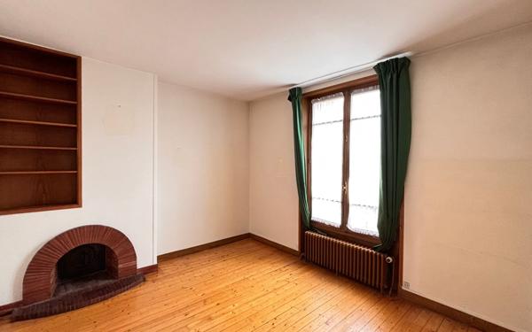 Appartement à vendre    2 pièces •  Étampes