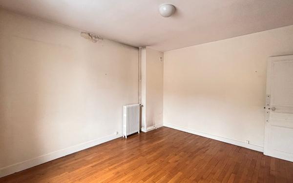 Appartement à vendre    2 pièces •  Étampes