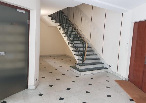 APPARTEMENT T5 / REF : 61087