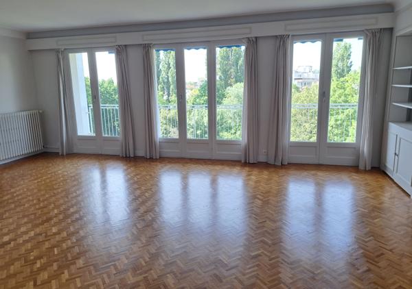 APPARTEMENT T5 / REF : 61087