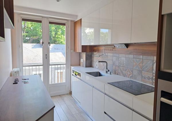 APPARTEMENT T5 / REF : 61087