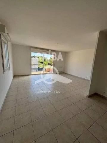 LA BAULE  GUEZY appartement T3 de 65 m²