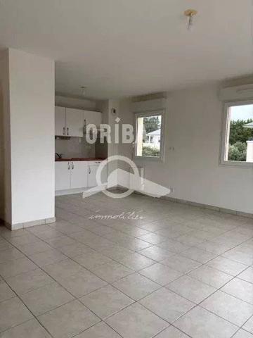 LA BAULE  GUEZY appartement T3 de 65 m²
