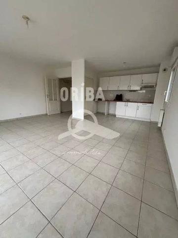 LA BAULE  GUEZY appartement T3 de 65 m²