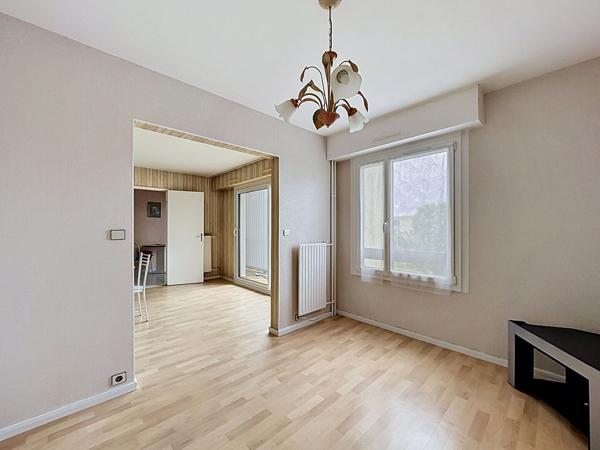 Appartement Saint Herblain : Quartier La Bernardière, traversant,3 chambres + potentiel 4e. loggia, parking, cave