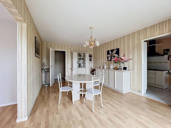 Appartement Saint Herblain : Quartier La Bernardière, traversant,3 chambres + potentiel 4e. loggia, parking, cave