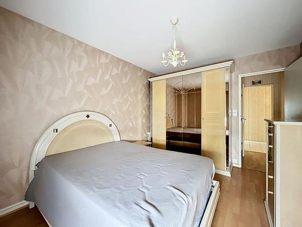 Appartement Saint Herblain : Quartier La Bernardière, traversant,3 chambres + potentiel 4e. loggia, parking, cave