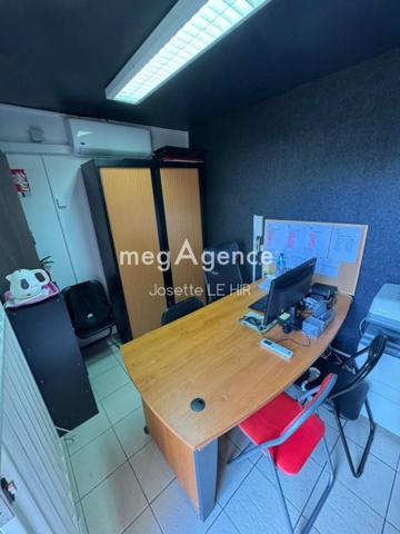 Local Commercial à CAYENNE, 97300 - 2 pièces 58m²